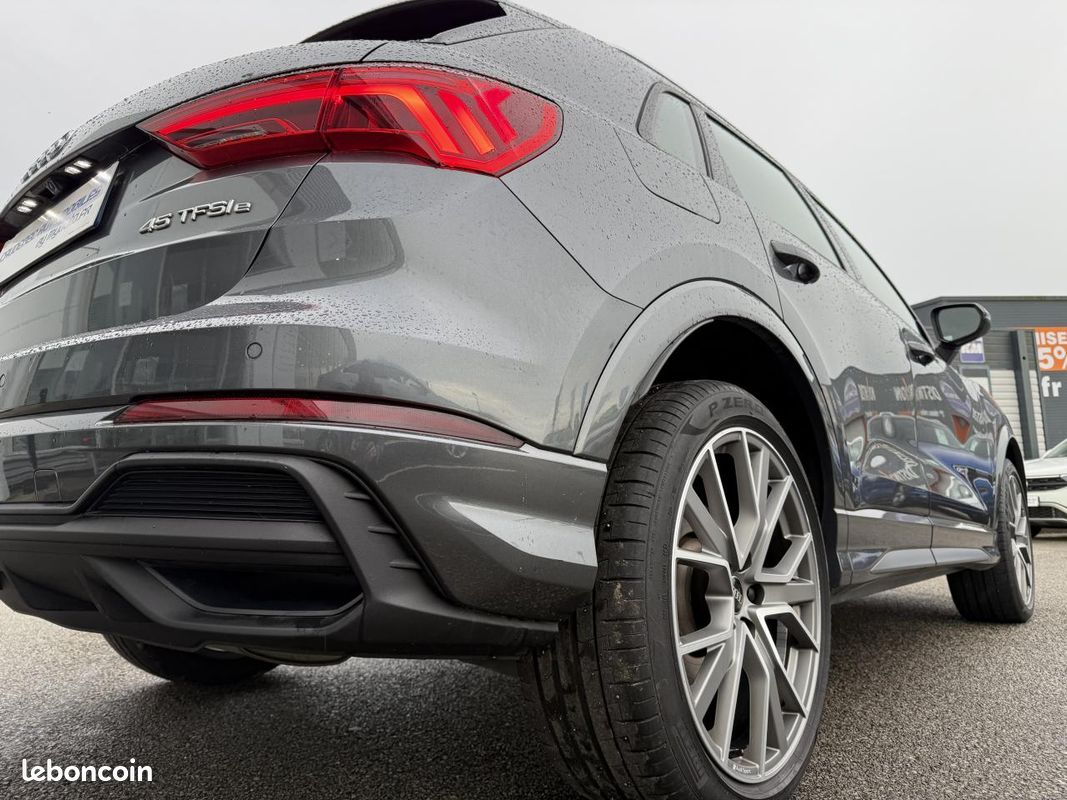 AUDI Q3 45 TFSIe 245 ch S tronic 6 S line (image 36)