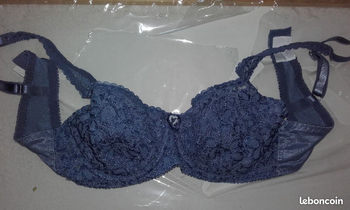 Soutien gorge bleu nuit 90c(ap) (image 1)