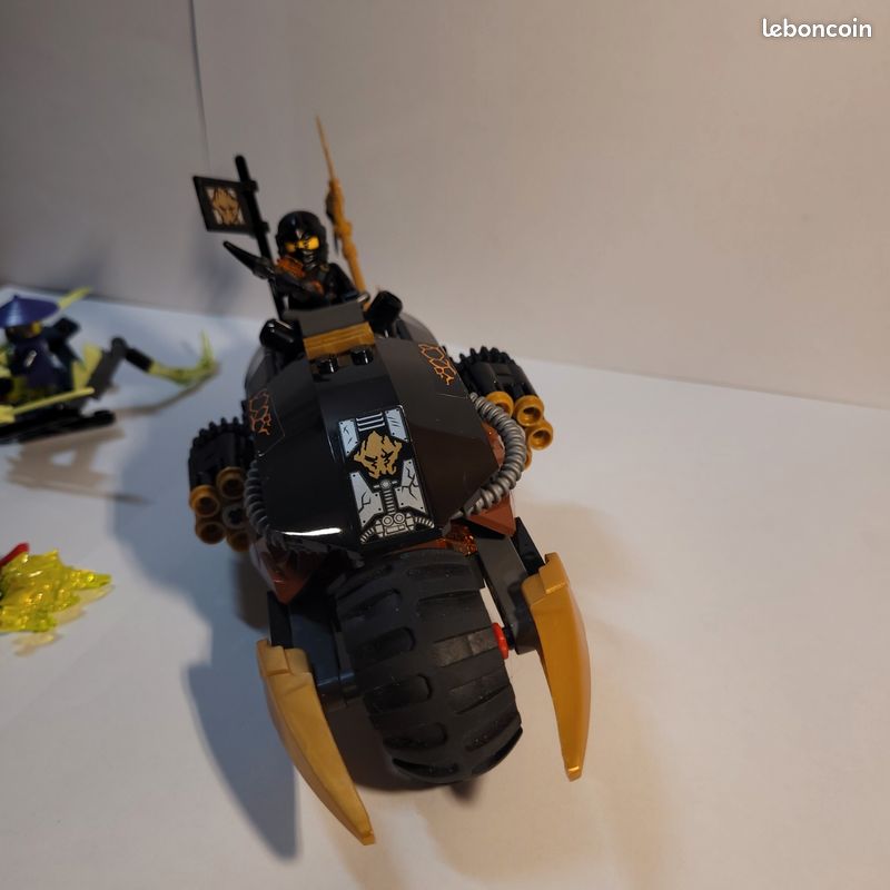 LEGO Ninjago 70733 Blaster Bike (image 5)
