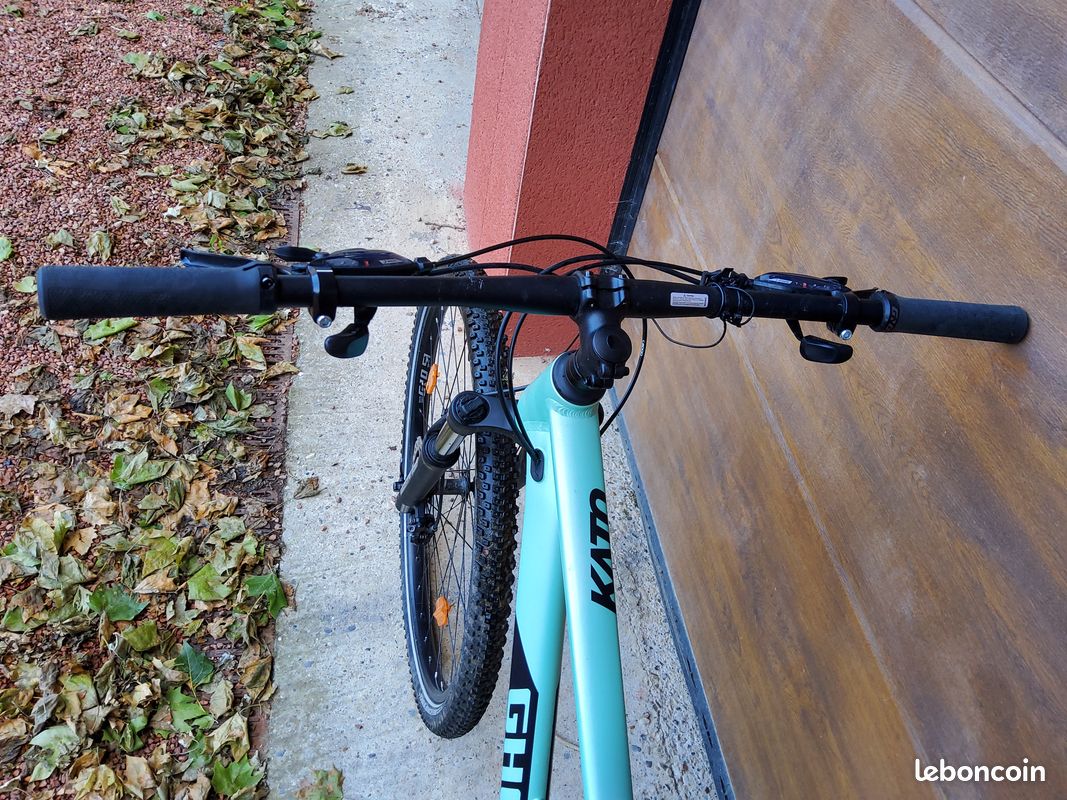 VTT Adolescent GHOST KATO 29 AL vert menthe clair nacré/noir mat 2023 (image 7)