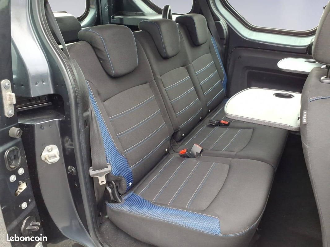 Dacia Dokker 1.5 BLUE DCI 95CV Stepway (image 8)