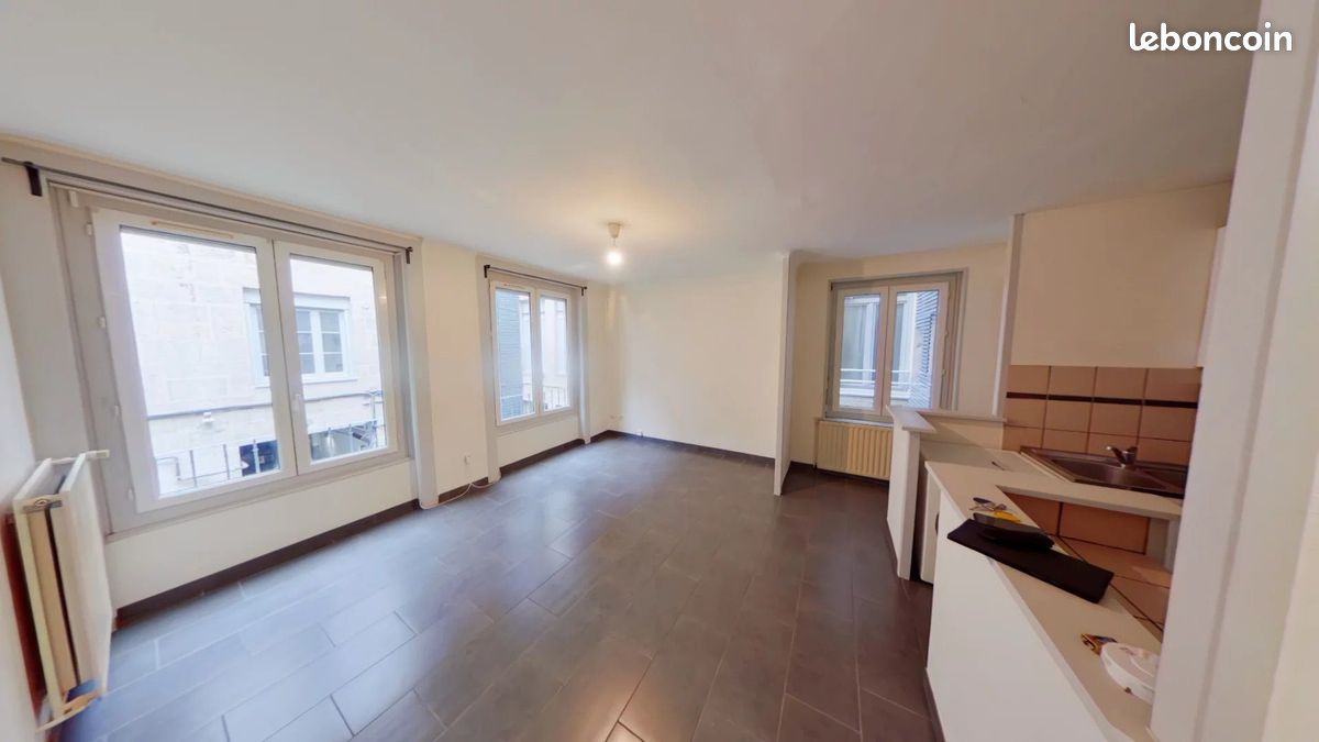 Appartement 2 pièces 42 m² · à Saint-Étienne · 42 m² · 400 €