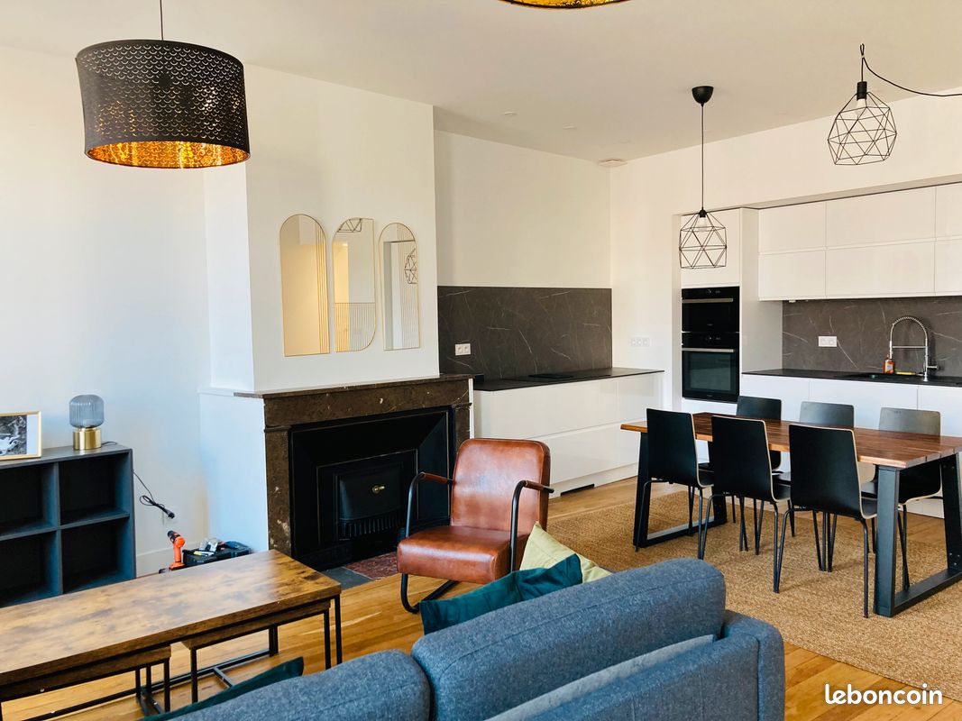 Appartement 5 pièces 106 m² · à Lyon · 106 m² · 2 190 €/mois