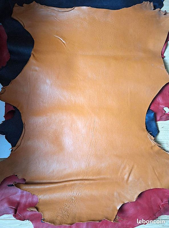 Lot de 3 peaux de cuir souple (Rouge, Camel, Noir) - Env. 80x60 cm (image 8)