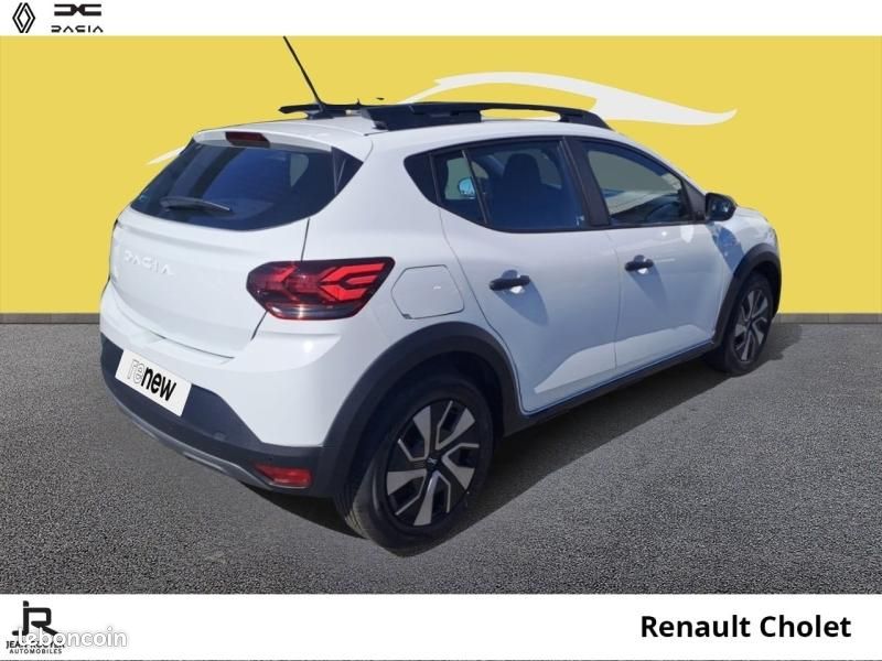Dacia Sandero 1.0 TCe 90ch Stepway Essential -24 (image 12)