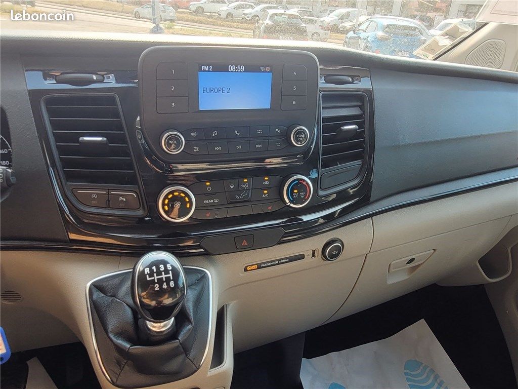 Ford Tourneo CUSTOM 320 L2H1 2.0 ECOBLUE 130 Trend Business (image 15)