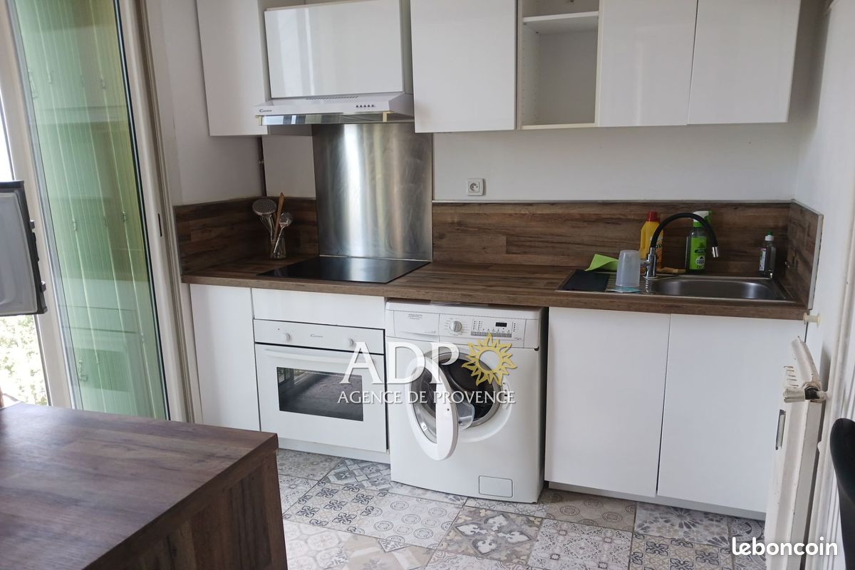 Appartement 3 pièces 53 m² · à Grasse · 53 m² · 910 €/mois