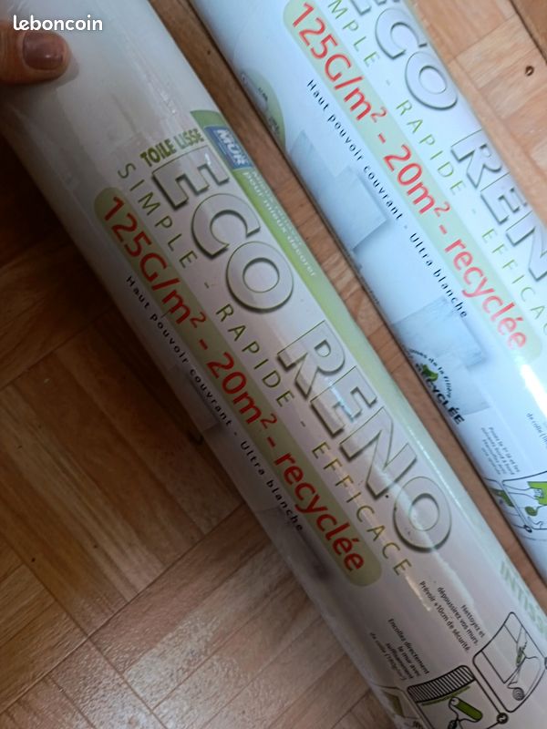 Papier peint blanc (image 1)