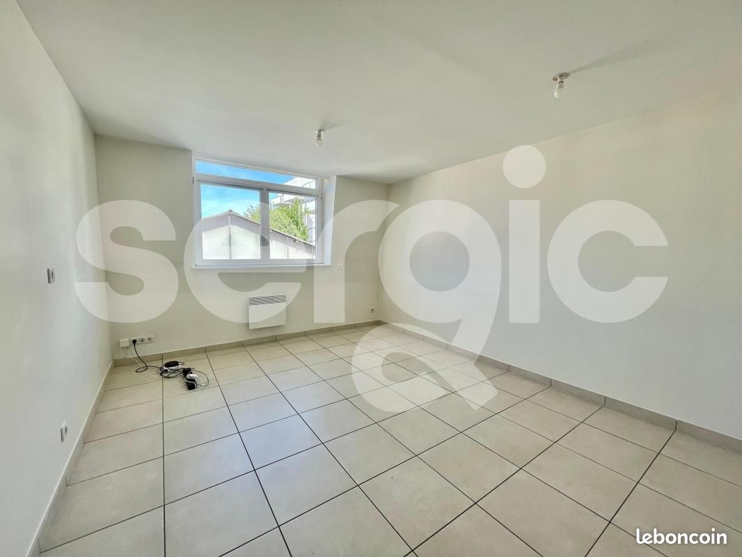 Appartement 4 pièces 59 m² · à La Madeleine · 59 m² · 768 €