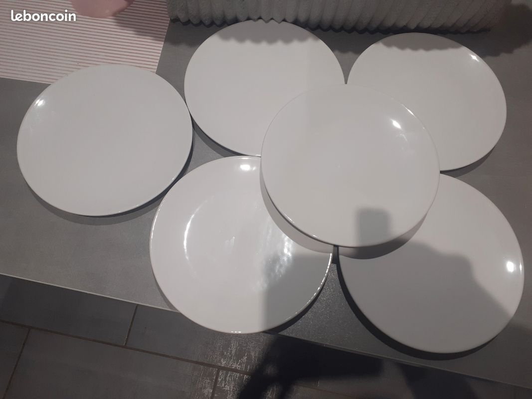 6 assiettes ikea 22610