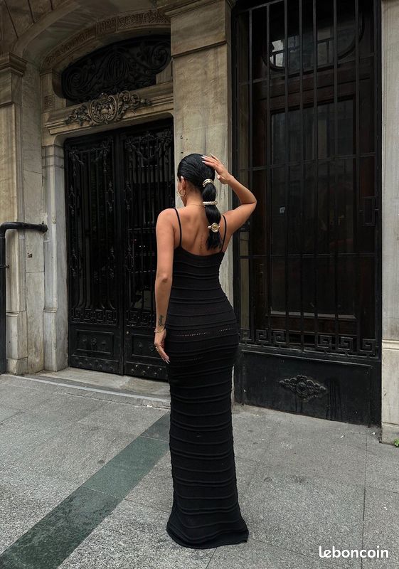 Borneobulletin Naf Naf Robe Noire Nouvelle Collection Moulante