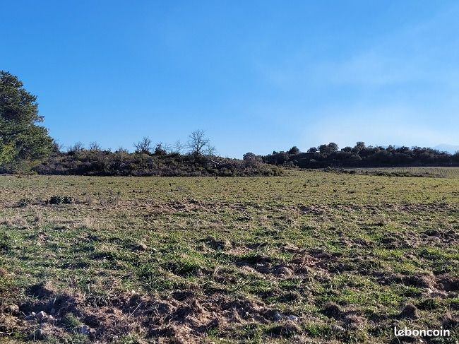Terrain 537 m² · à Villeneuve-la-Rivière · 129 900 €