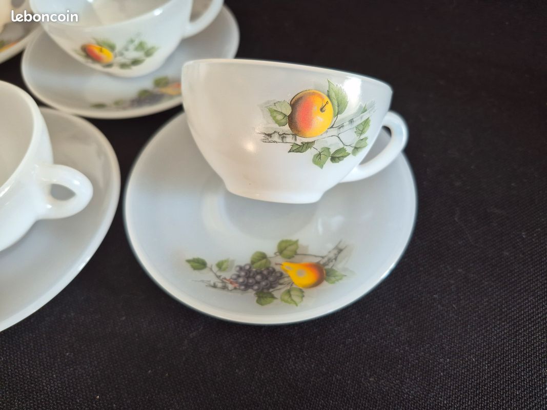6 tasses et sous tasses neuves Arcopal, vintage, brocante en ligne, antiquité de decoration made in France, idéal pour cadeau original - France