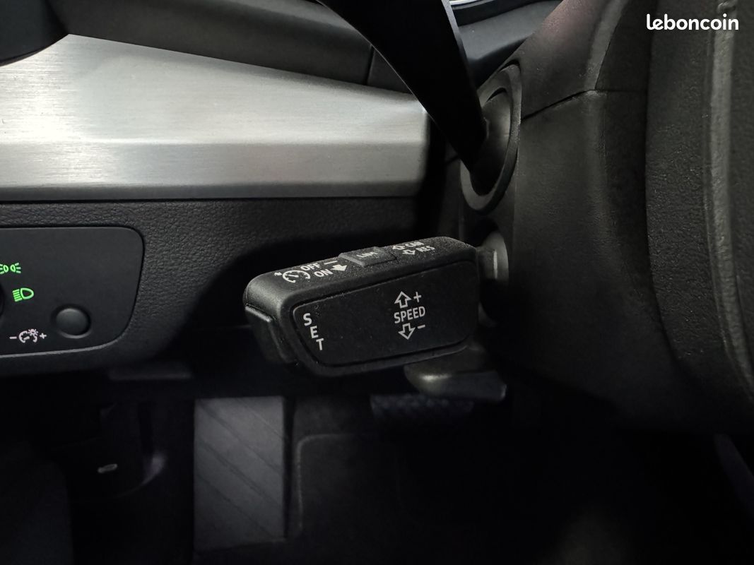 AUDI Q5 50 TFSIe 299 S tronic 7 Quattro S line (image 34)