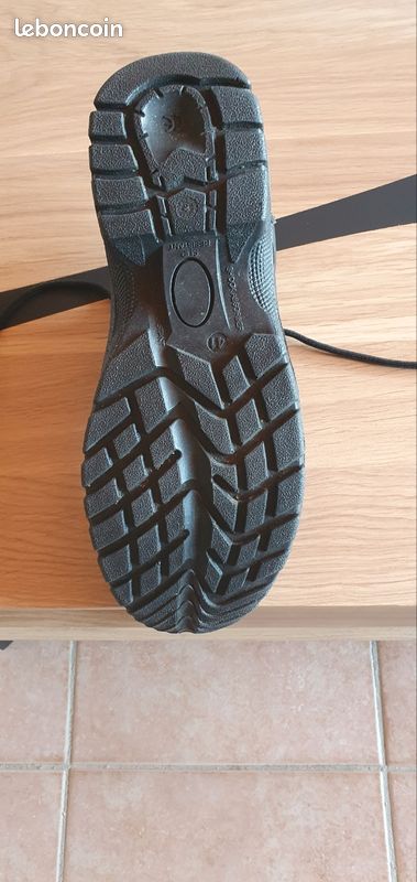 Chaussures de sécurité. Pointure 41 (image 2)