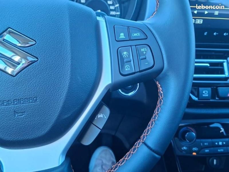 Suzuki S-Cross 1.4 Boosterjet Hybrid 110ch Xplore Auto Allgrip (image 21)