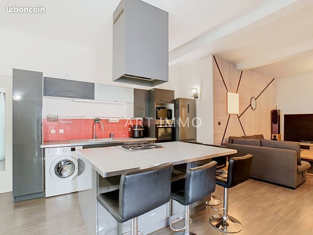 Appartement 5 pièces 83 m² · à Carpentras · 83 m² · 157 000 €