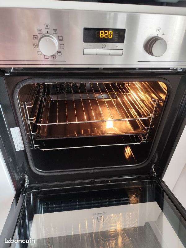 Four Electrolux chaleur tournant avec vitre froide (image 2)
