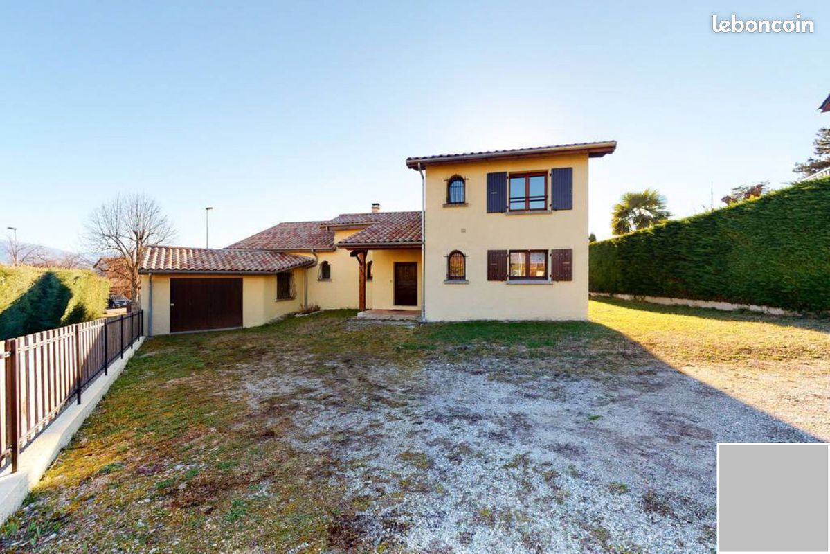 Maison 5 pièces 141 m² · à Saint-Marcellin · 141 m² · 320 000 €