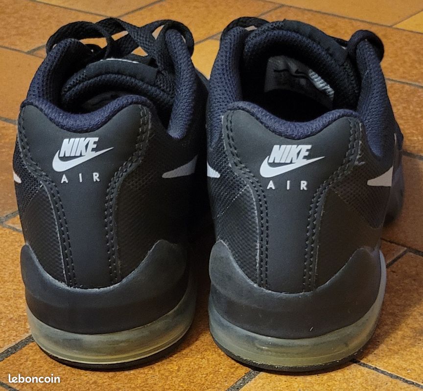 Nike Air Max Invigor Baskets (image 2)