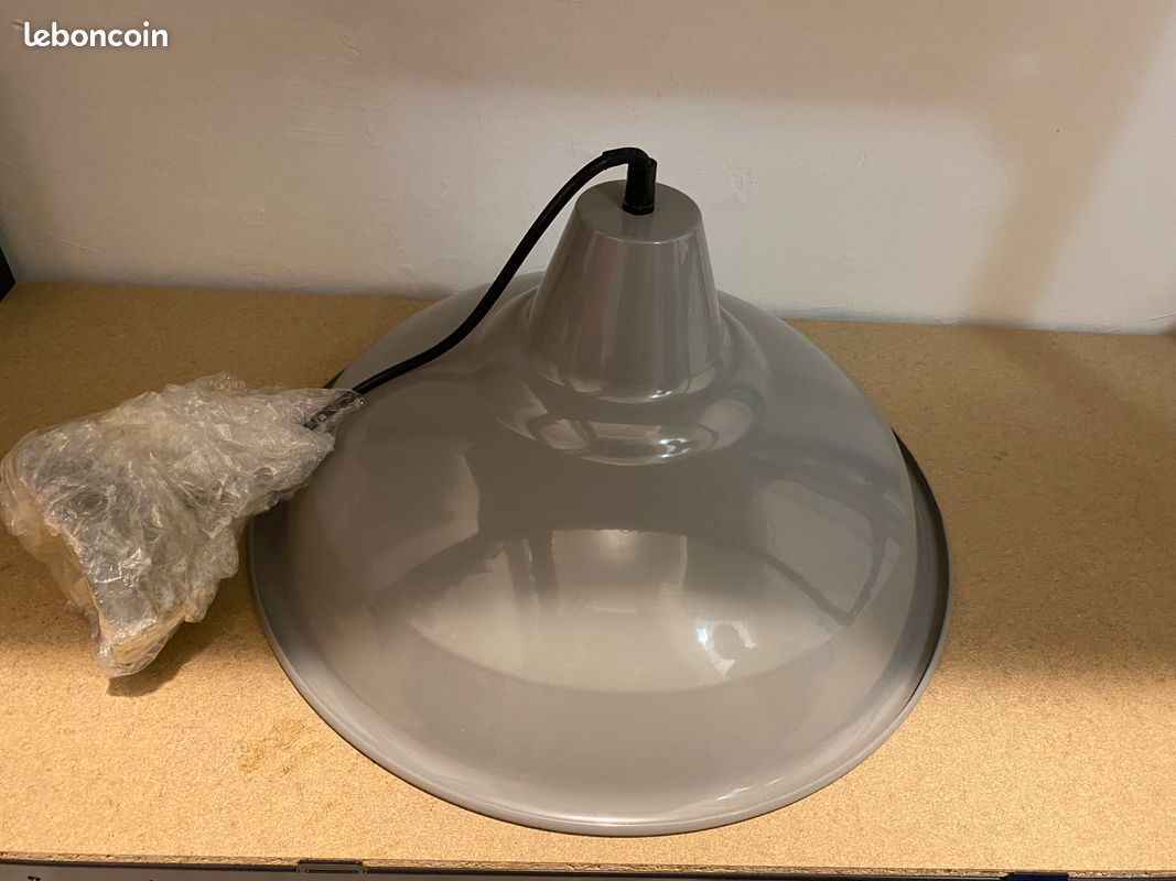 Lampe plafonnier gris cuisine/salle de bain (image 1)