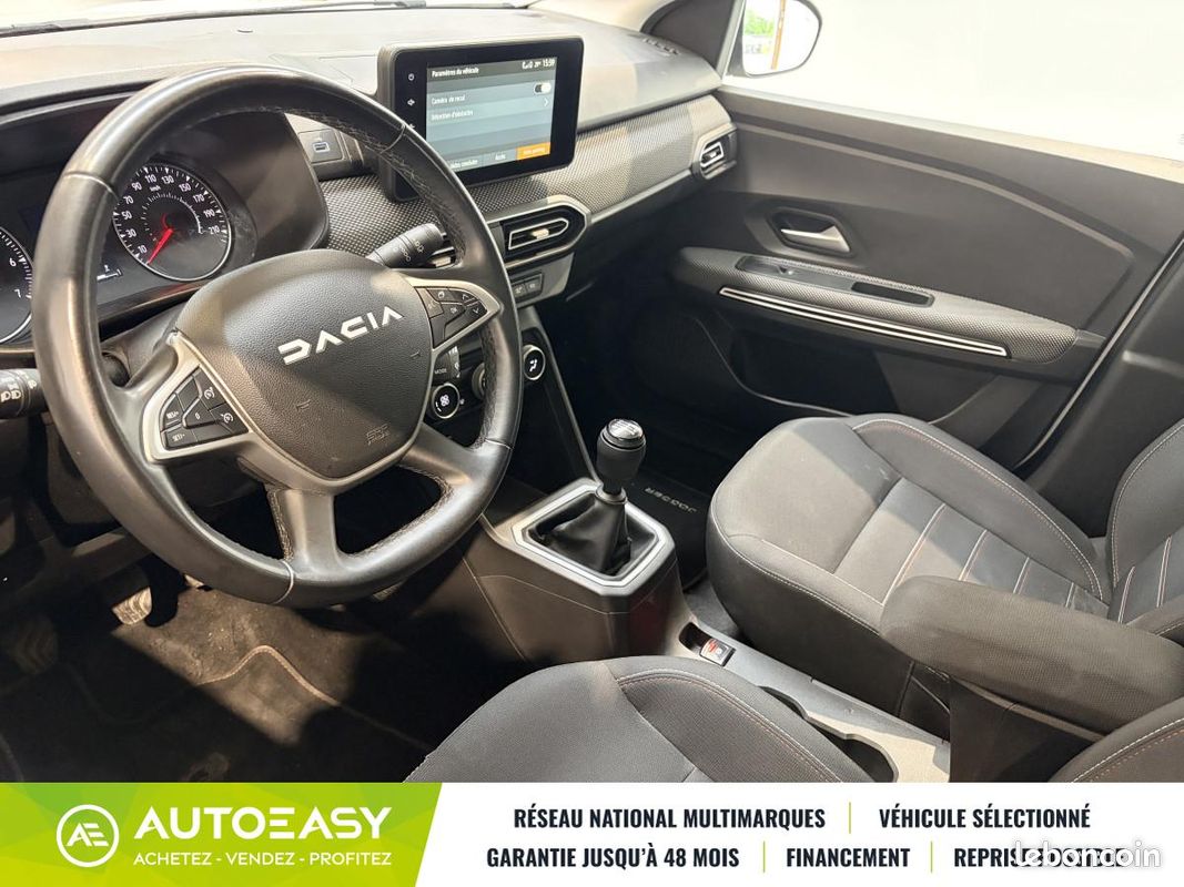 Dacia Jogger Dacia Jogger 1.0 TCe 110ch Extreme plus 5 places Carplay attelage (image 6)