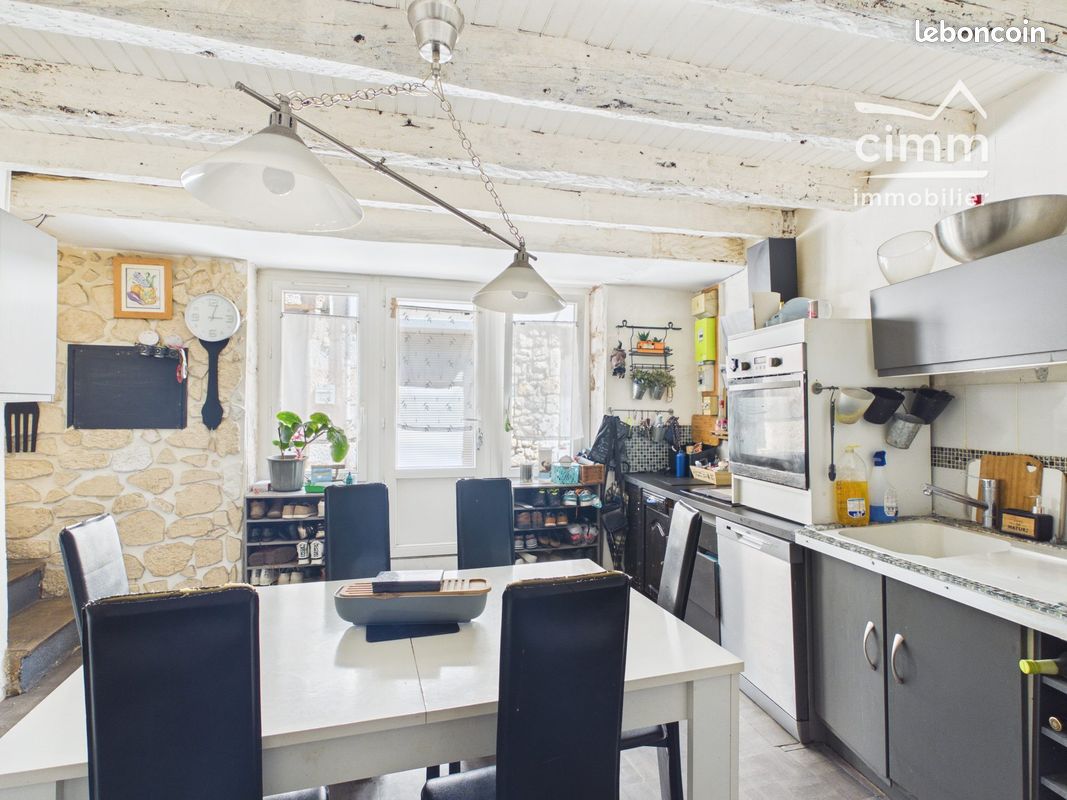 Maison 3 pièces 95 m² · à Tullins · 95 m² · 99 000 €