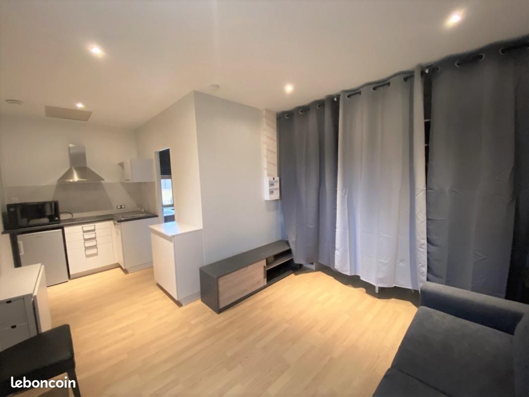 Appartement 1 pièce 22 m² · à Pont-Évêque · 22 m² · 550 €/mois