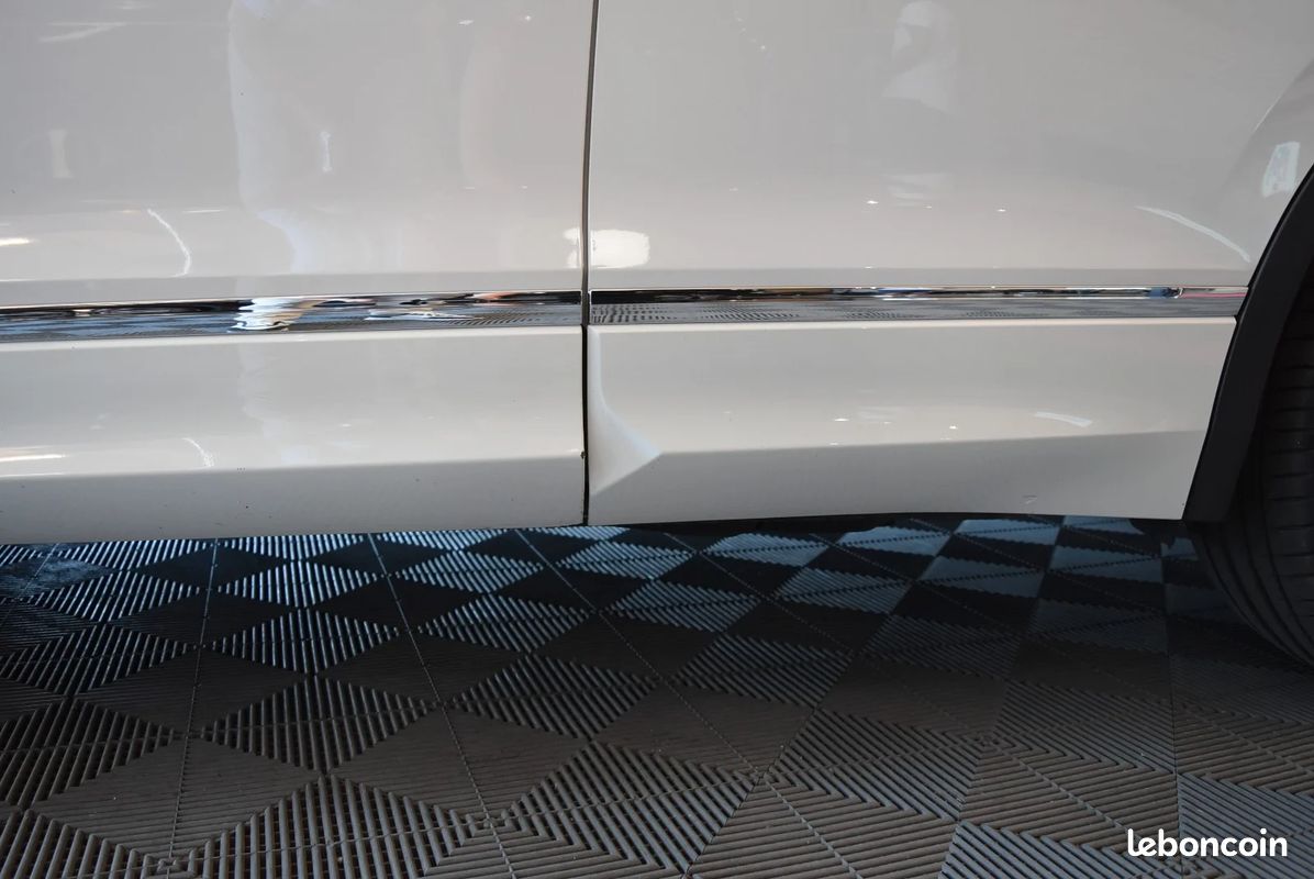 Volkswagen tiguan 2.0 tdi 150 dsg7 r-line (image 32)