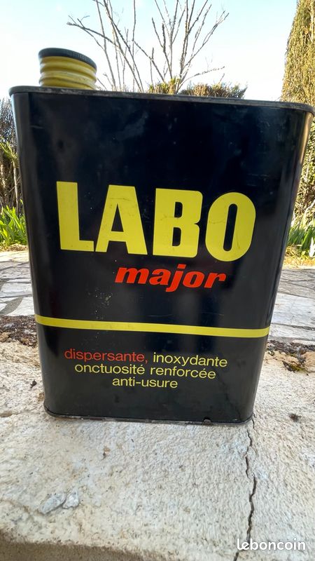 Bidon d’huile labo major (image 1)