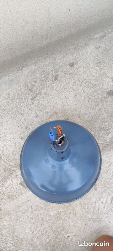 Lampe . Gamelle émaillée (image 7)