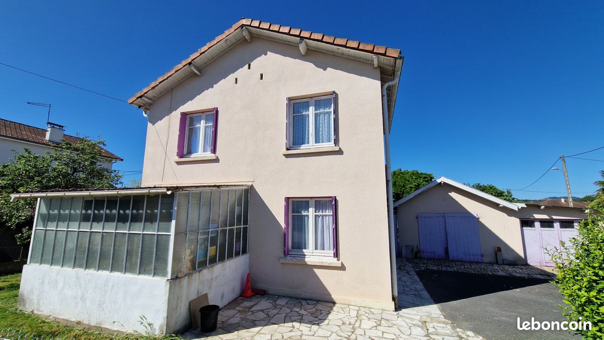 Maison 6 pièces 116 m² · à Oloron-Sainte-Marie · 116 m² · 150 000 €