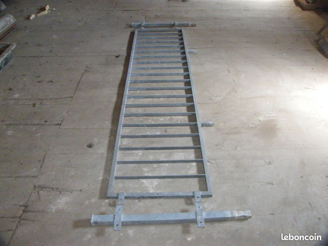 Grilles galvanises de cloture (image 1)