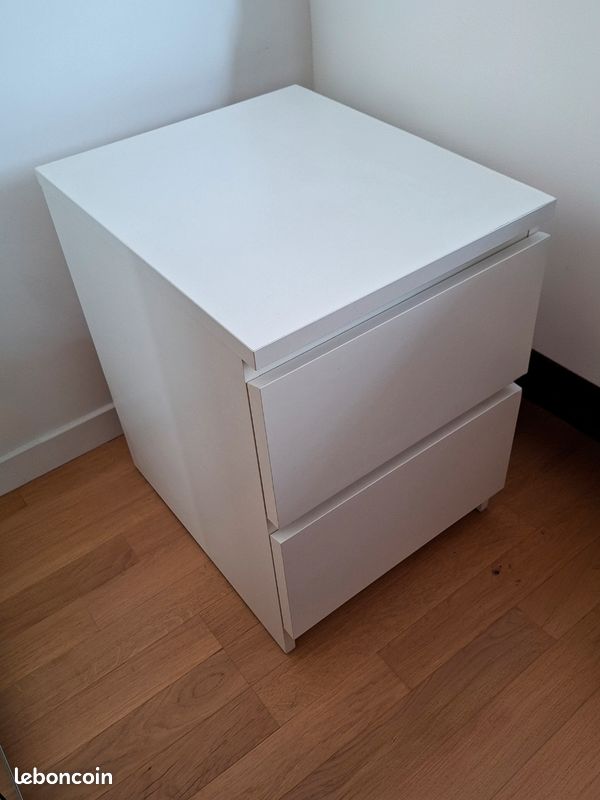 Paire de commodes chevet ikea Malm (image 2)