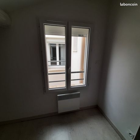 https://img.leboncoin.fr/api/v1/lbcpb1/images/1e/ab/99/1eab99004bd8cdaa250c58f3fdb4560b2db600b8.jpg?rule=ad-image