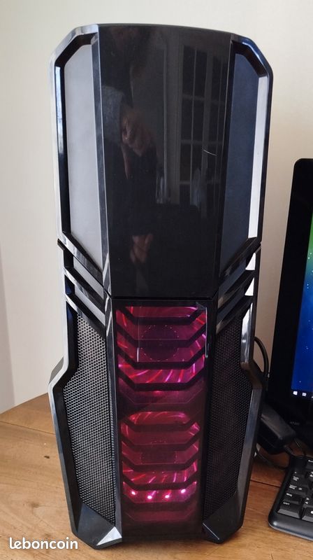 Pc fixe, processeur i7-7700k CPU 4.20 GHz, 16go ram, gtx 1060