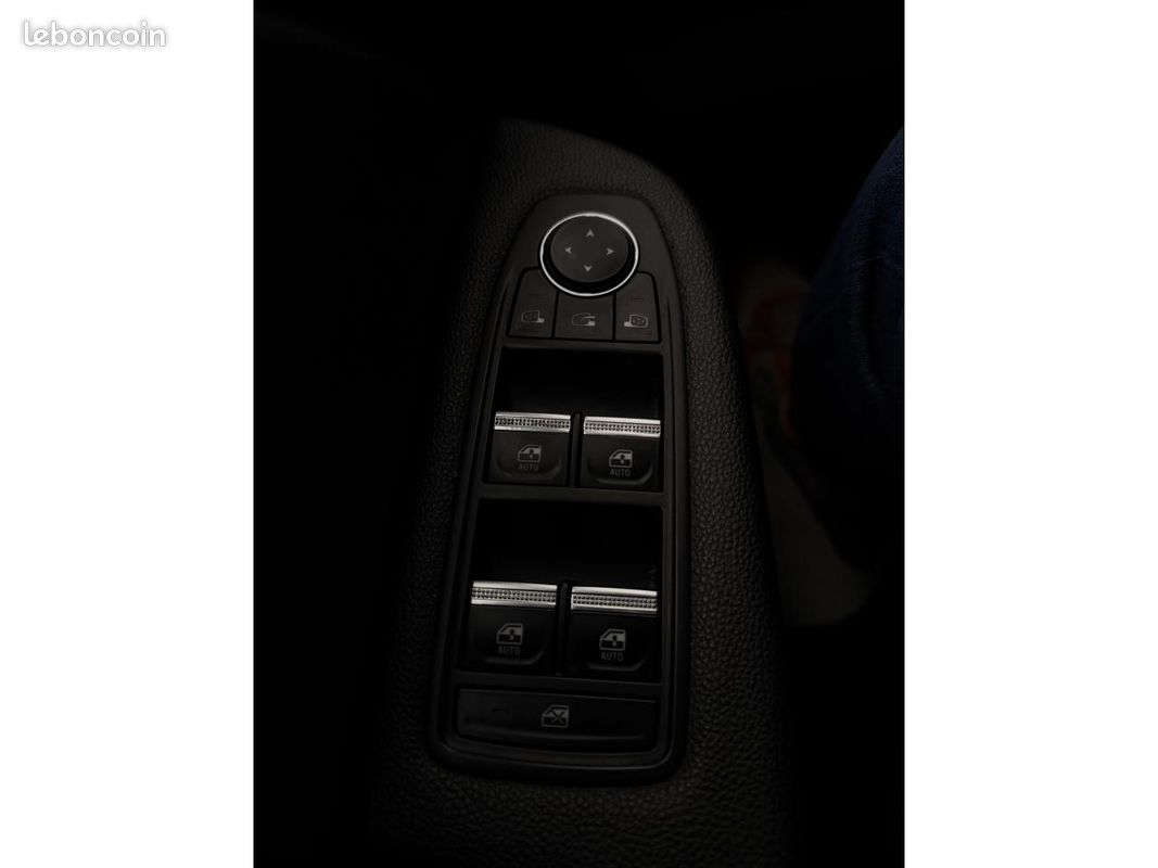 RENAULT CLIO 1.5 Blue dCi - 85 ch - 128900 kilomètres - 1 ère main (image 16)