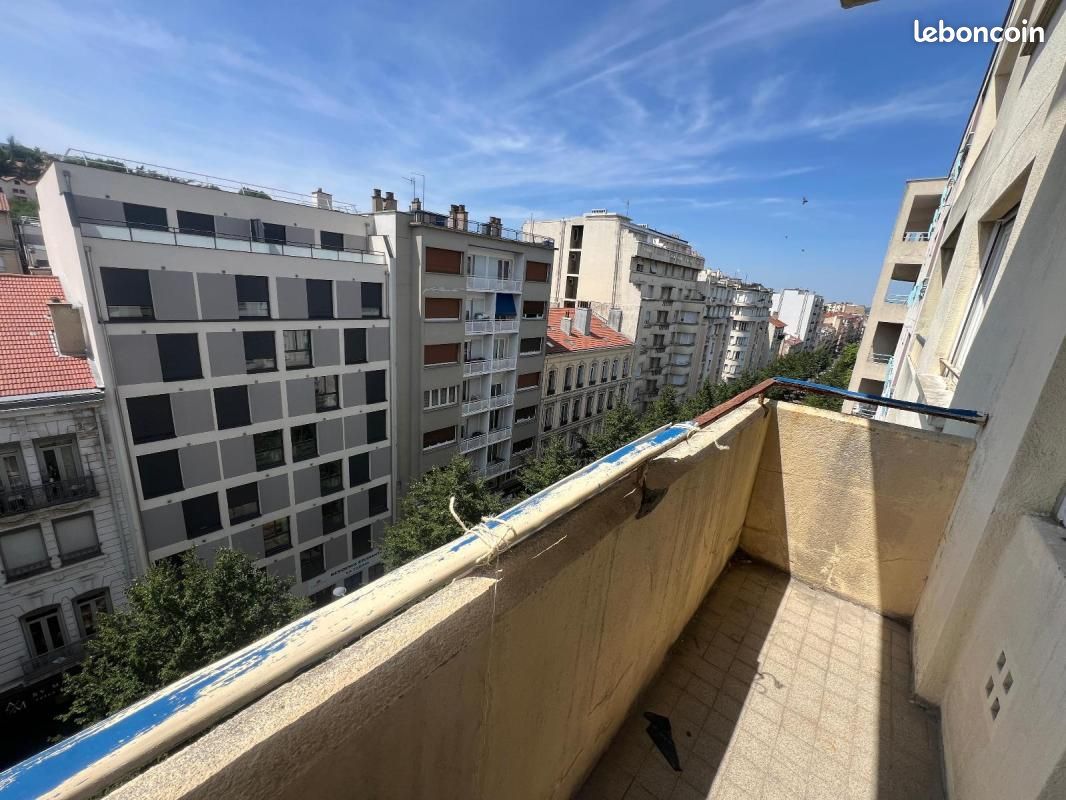 Appartement 1 pièce 38 m² · à Saint-Étienne · 38 m² · 420 €/mois