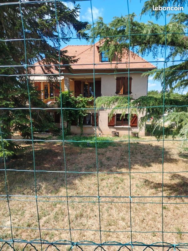 Maison 7 pièces 120 m² · à Villefranche-de-Rouergue · 120 m² · 280 000 €