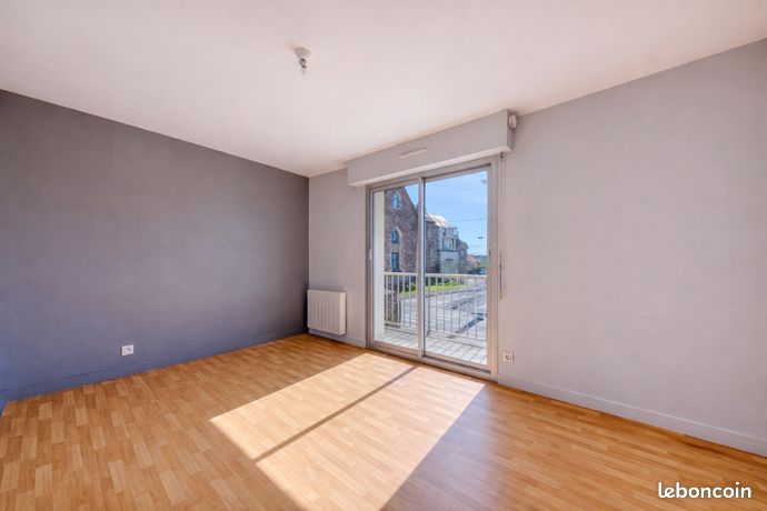 Studio 1 pièce 22 m² — 3