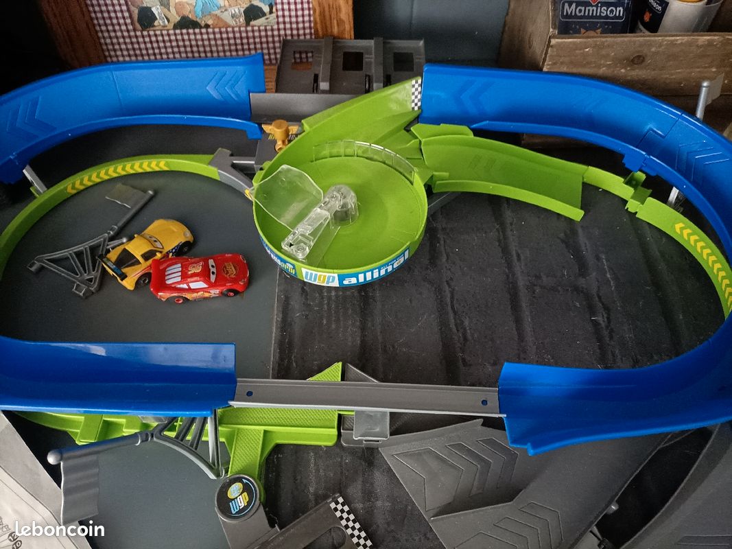 Circuit cars (image 4)