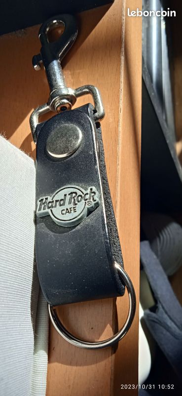 Porte-clés Hard Rock Café cuir (ORLANDO - USA) (image 1)