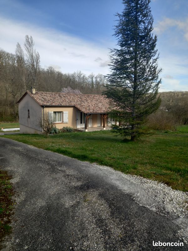 Maison 4 pièces 92 m² · à Laugnac · 92 m² · 750 €