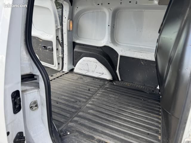 Renault Kangoo Blue dCi 95 Business (image 8)