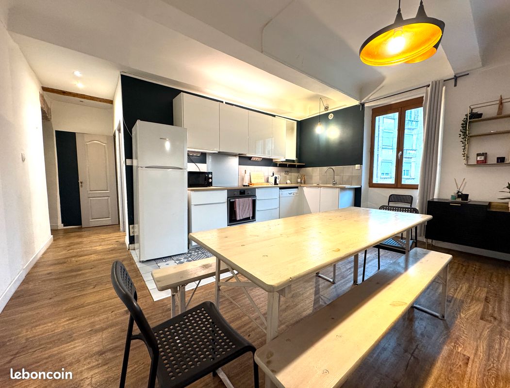 Appartement 2 pièces 56 m² · à Toulon · 55,8 m² · 950 €/mois