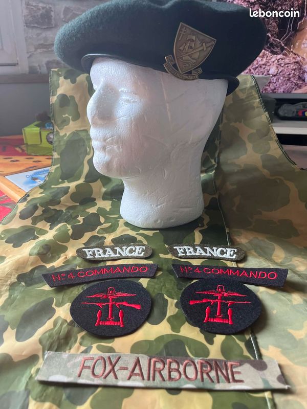 sehr seltene Puppe Gégé Gille im Militär Outfit Barett grün Futter