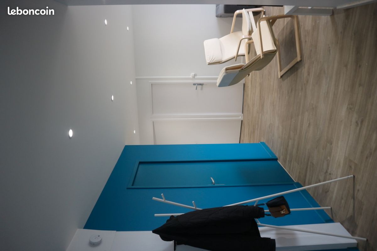 Appartement 6 pièces 90 m² · à Fontaine · 90 m² · 130 000 €