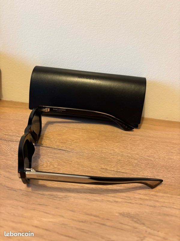 Lunettes de soleil Saint Laurent (image 2)