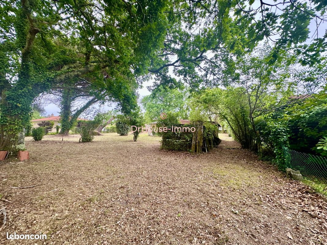 Terrain 12526 m² · à Biscarrosse · 12 526 m² · 365 000 €