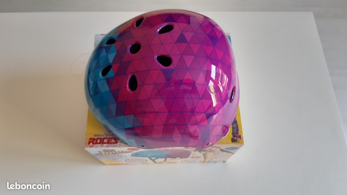Casques enfants vélo, trottinette, roller, skate-board Spiderman et Soy Luna (garçon et fille) (image 3)